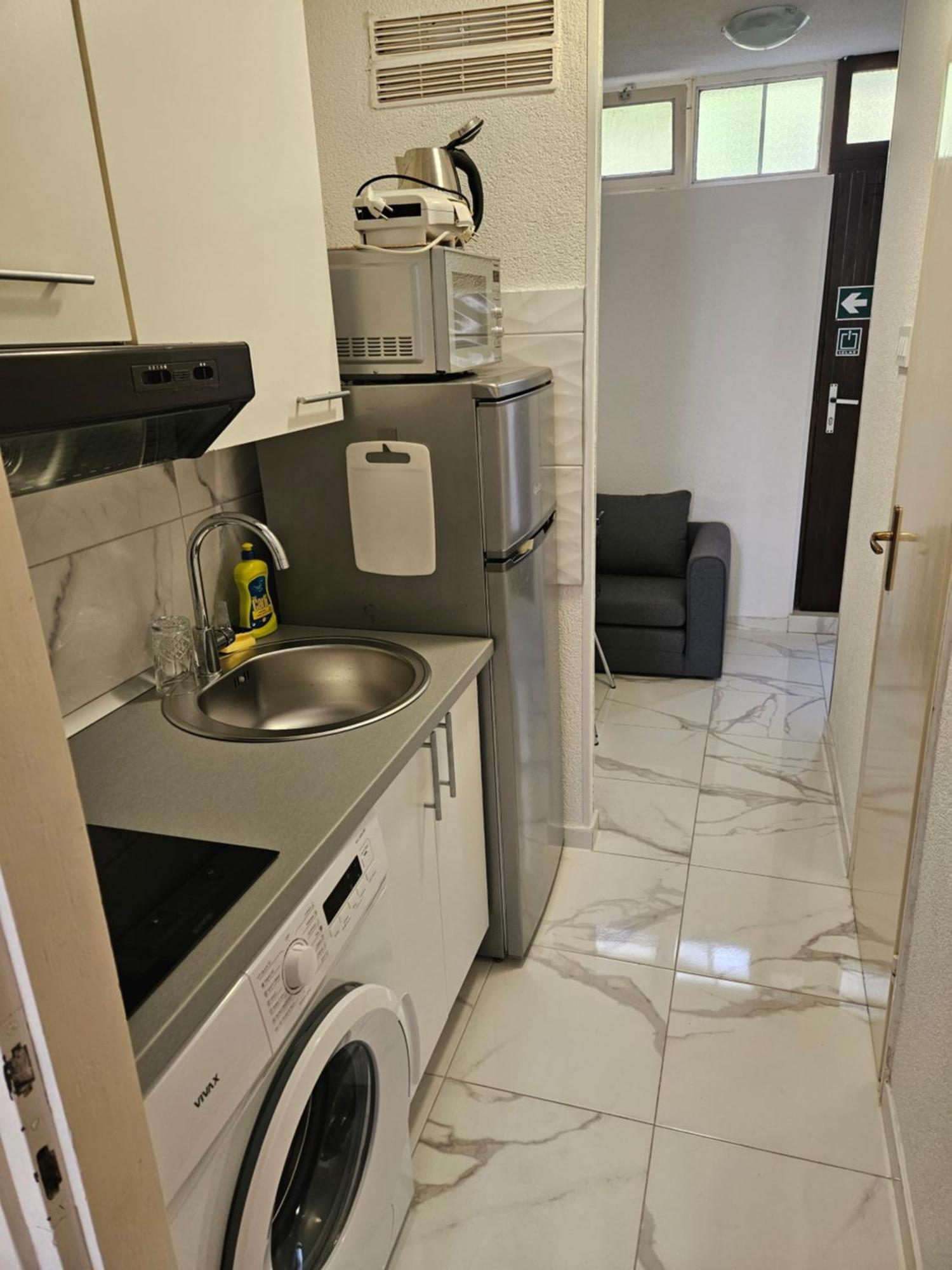 Appartement Morska Postelja - Sea Bed à Omiš Extérieur photo