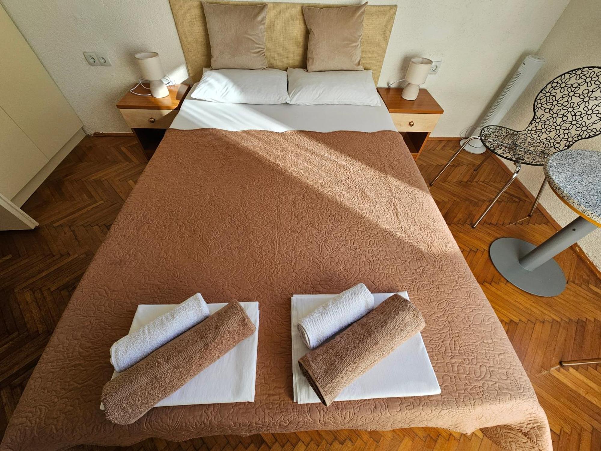 Appartement Morska Postelja - Sea Bed à Omiš Extérieur photo